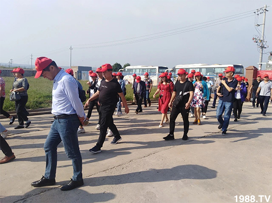 ˮ�ܷ��Ј�(ch��ng)��׃��������徫���~(y��)���׌�����������1000���Ñ��������]��