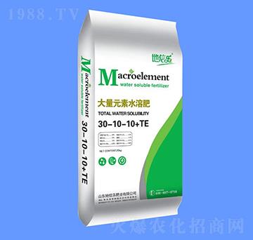 ����Ԫ��ˮ�ܷ�30-10-10+TE-���Ř�